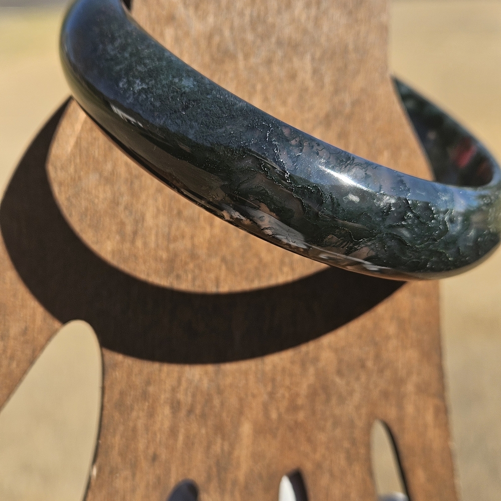 Moss Agate Hard Bangle - Picture 2 of 3